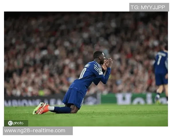 足总杯精彩对决巴黎圣日耳曼逆转阿森纳补时绝杀引爆全场激情