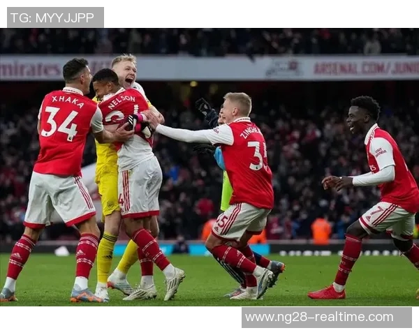 英超激战：拜仁狂胜阿森纳四球大捷补时绝杀点燃全场激情